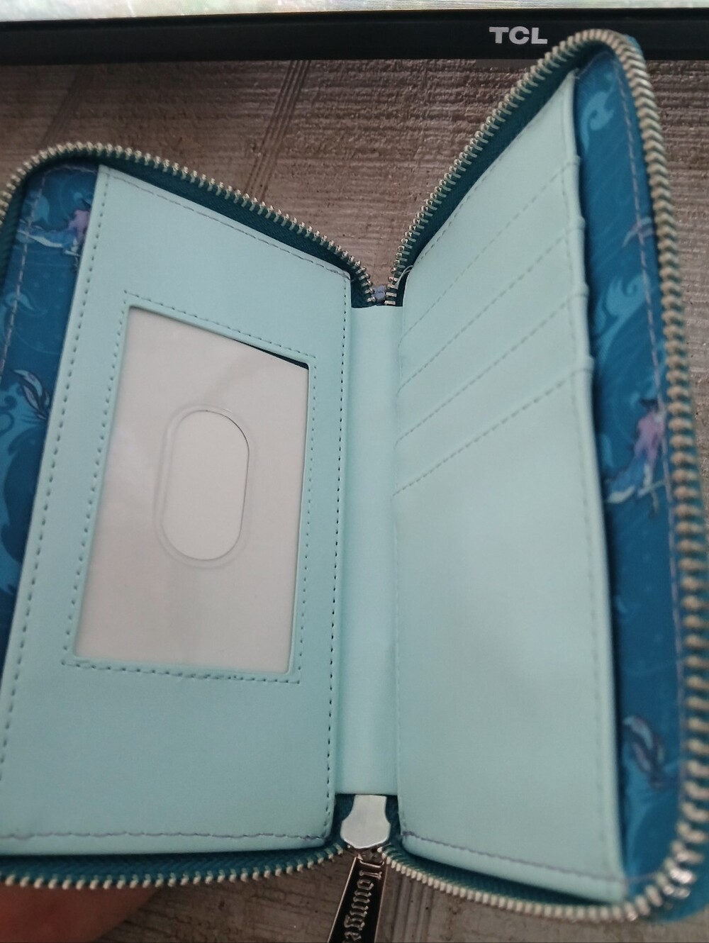 NWT DISNEY RAYA AND THE LAST DRAGON HARDTAG ZIP LOUNGEFLY WALLET - Picture 3 of 3